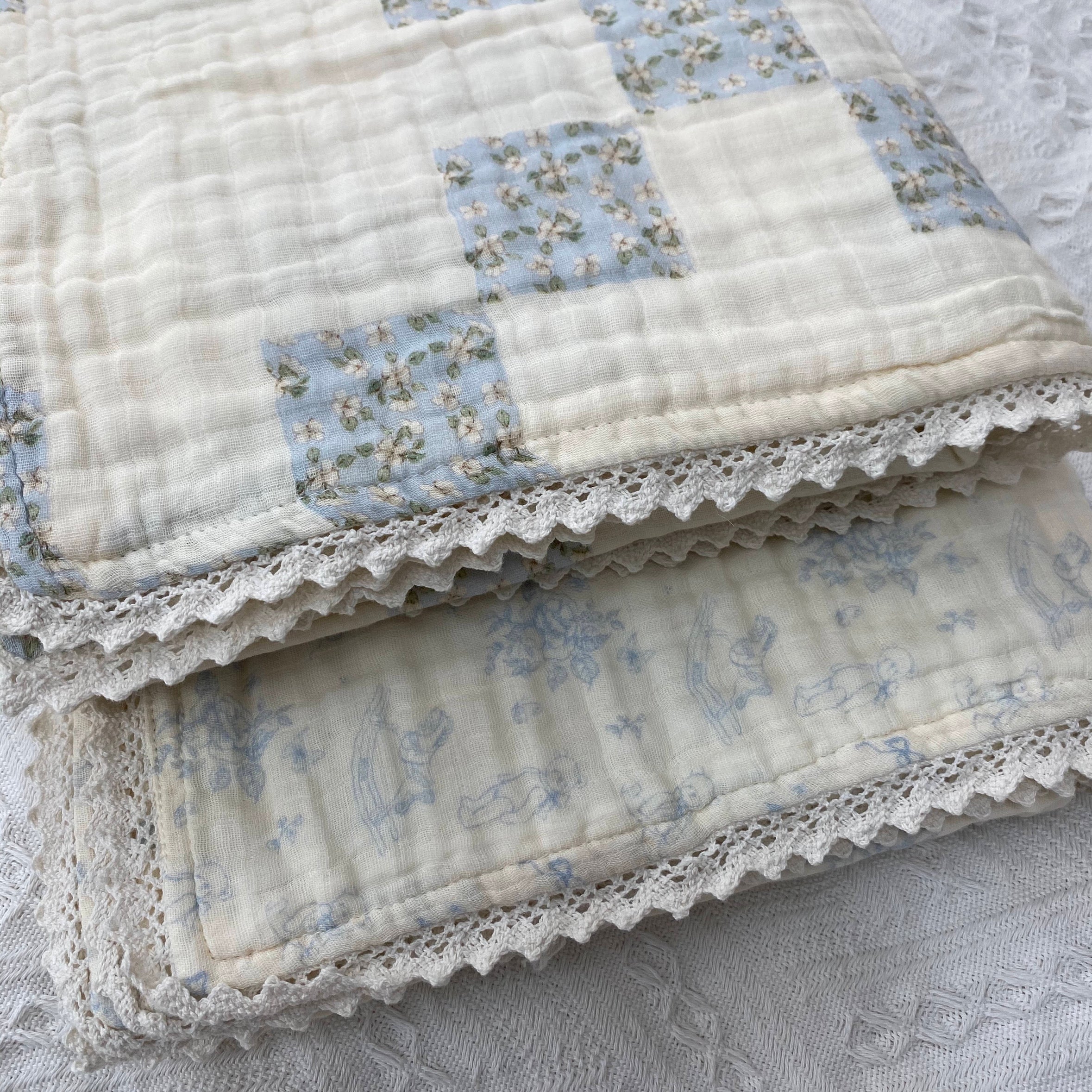 Pre-order / 6-ply blanket - printed quilt pattern