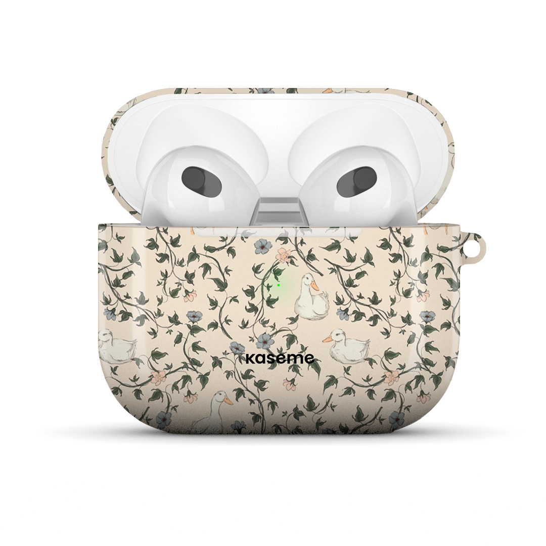 Vintage Goose by Solange Pilote AirPods Case