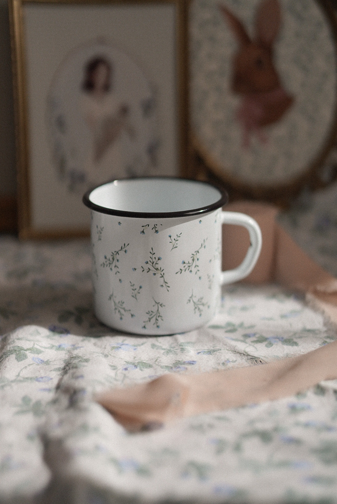 Enamel mugs